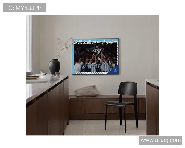 足球明星手办摆件大号精美收藏品适合球迷送礼佳品