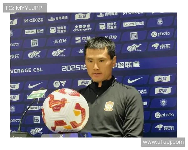 中国男足球明星的崛起与挑战：从青训到国际赛场的全面评析