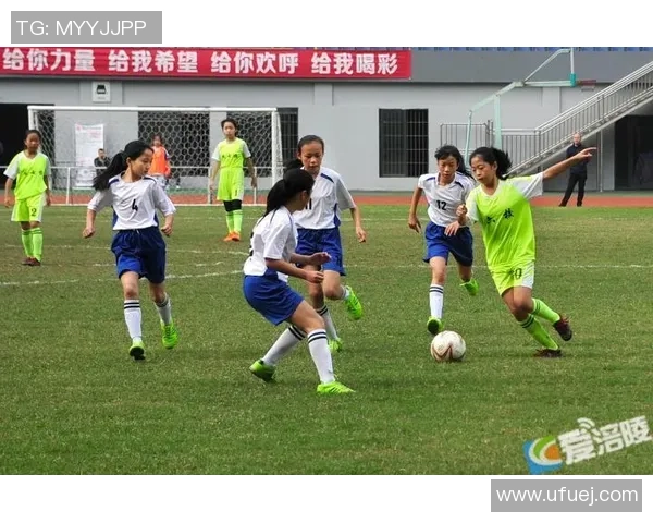 重庆足球队灵活性分析探讨其战术调整与比赛表现的关系 重庆足球队灵活性分析探讨其战术调整与比赛表现的关系