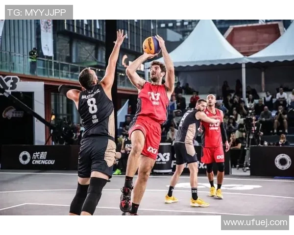 成都篮球队在钻石联赛中以84分稳居积分榜首位展现强劲实力